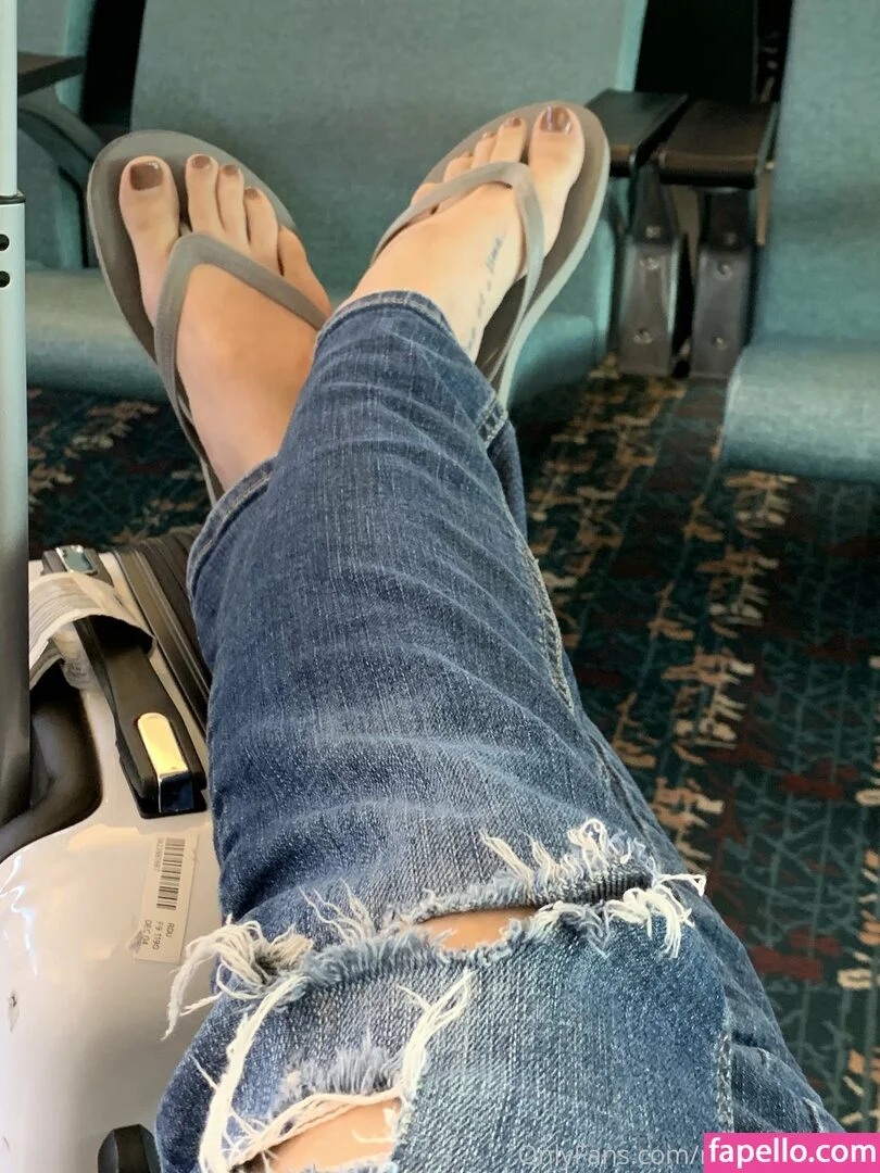 garnets.and.roses / realgarnetrose Onlyfans Photo Gallery 