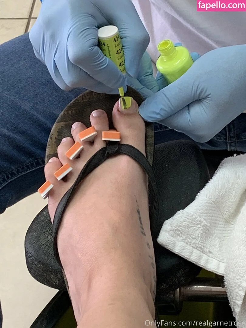 garnets.and.roses / realgarnetrose Onlyfans Photo Gallery 