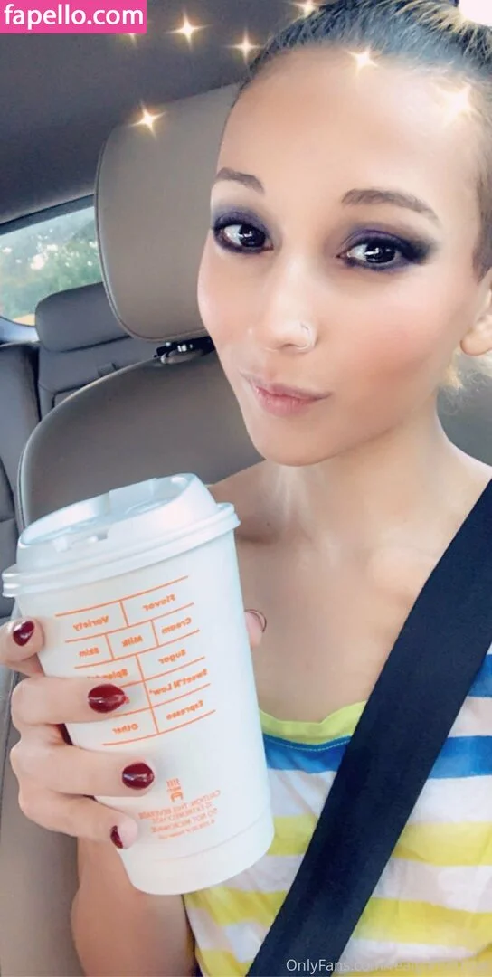 garnets.and.roses / realgarnetrose Onlyfans Photo Gallery 