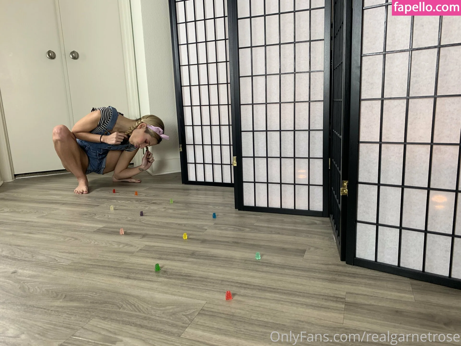 garnets.and.roses / realgarnetrose Onlyfans Photo Gallery 