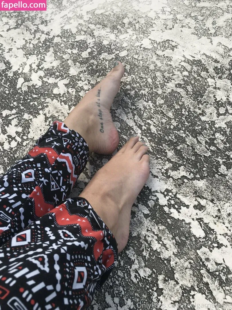 garnets.and.roses / realgarnetrose Onlyfans Photo Gallery 