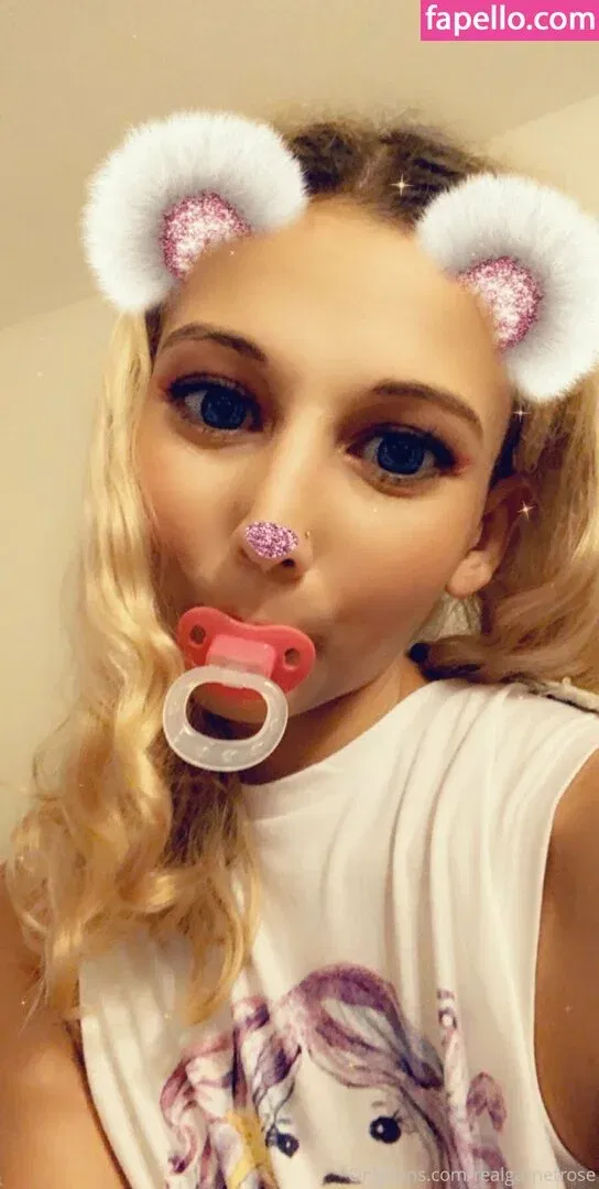 garnets.and.roses / realgarnetrose Onlyfans Photo Gallery 