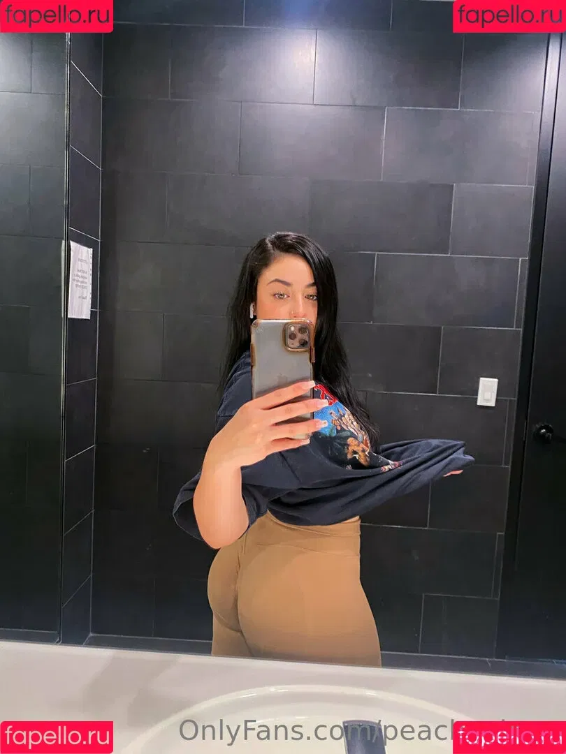 Jasminponceee / Peachyyleoo / peachyytown Onlyfans Photo Gallery 