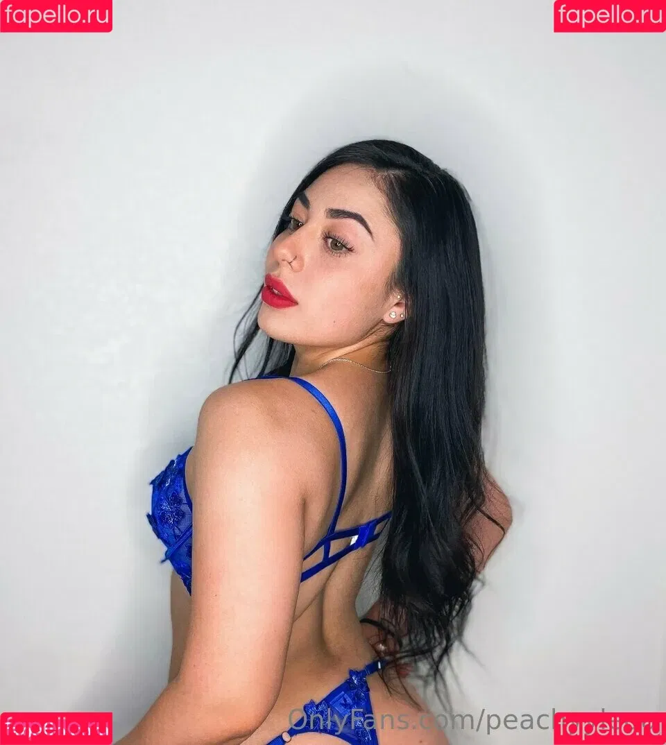 Jasminponceee / Peachyyleoo / peachyytown Onlyfans Photo Gallery 