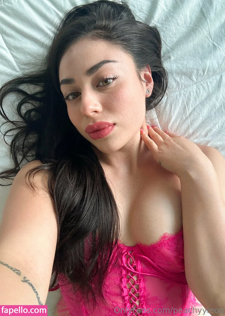 Jasminponceee / Peachyyleoo / peachyytown Onlyfans Photo Gallery 