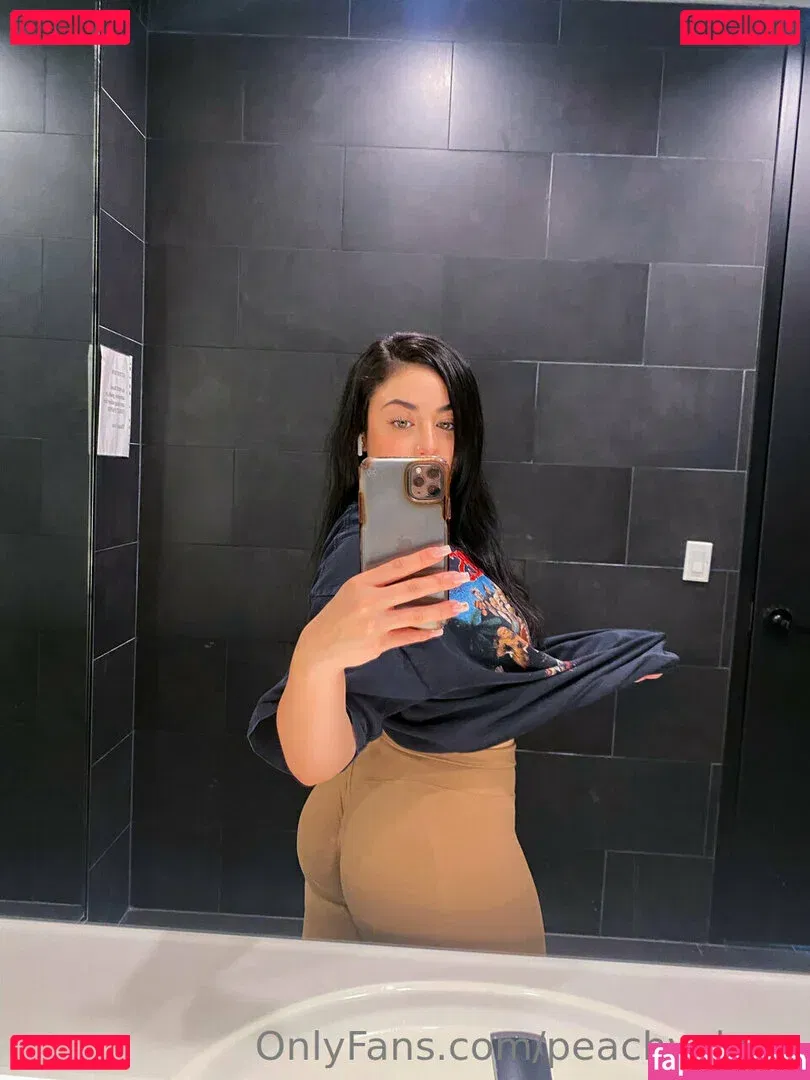 Jasminponceee / Peachyyleoo / peachyytown Onlyfans Photo Gallery 