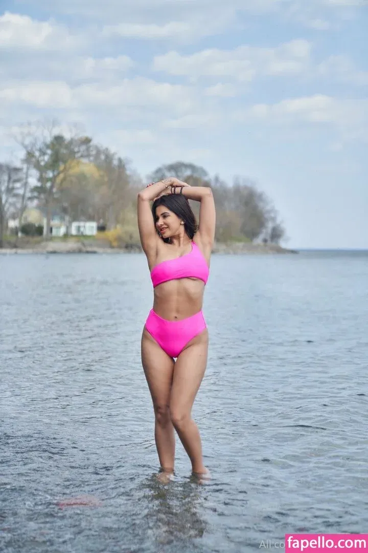 Meetii Kalher Onlyfans Photo Gallery 