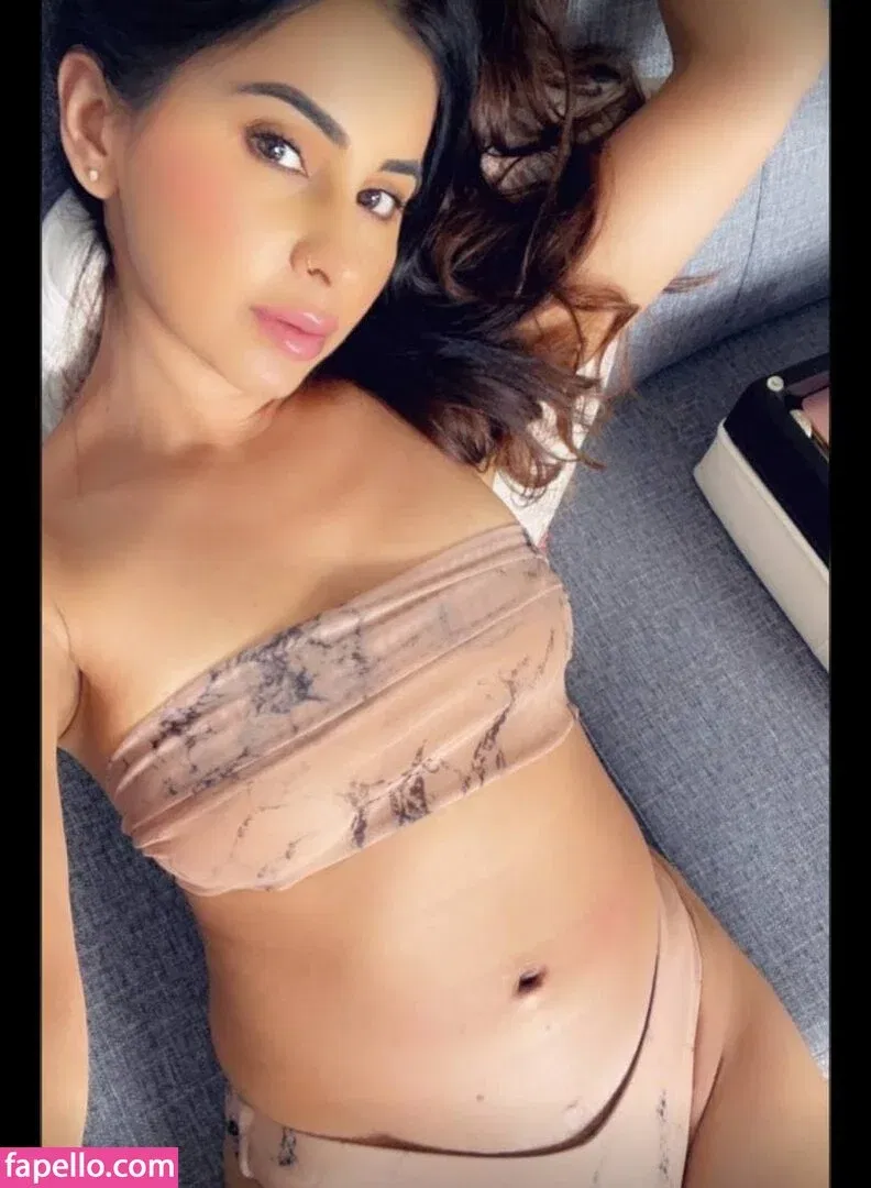 Meetii Kalher Onlyfans Photo Gallery 