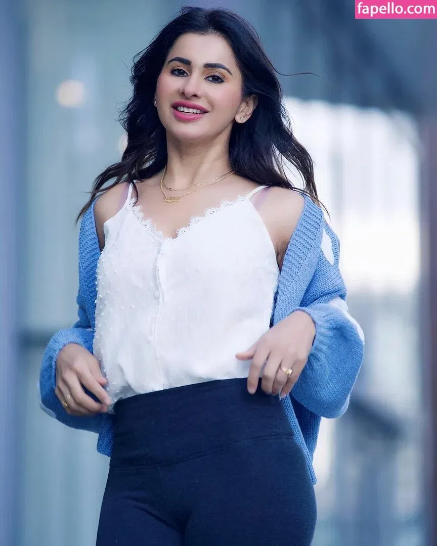 Meetii Kalher Onlyfans Photo Gallery 