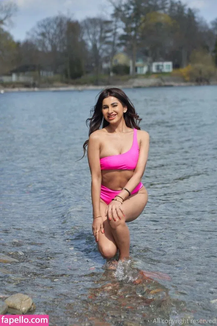 Meetii Kalher Onlyfans Photo Gallery 