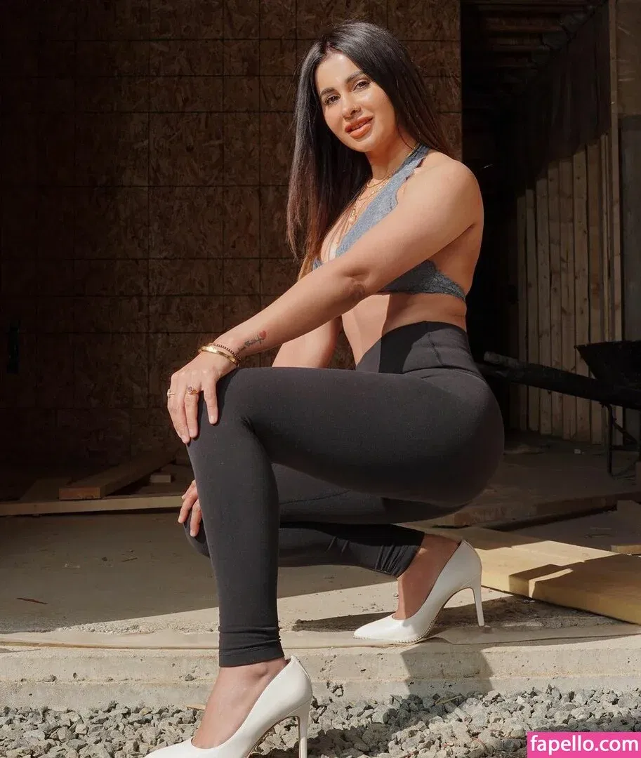 Meetii Kalher Onlyfans Photo Gallery 