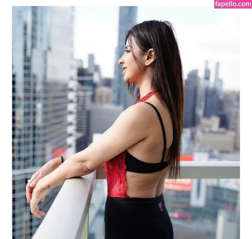 Meetii Kalher Onlyfans Photo Gallery 