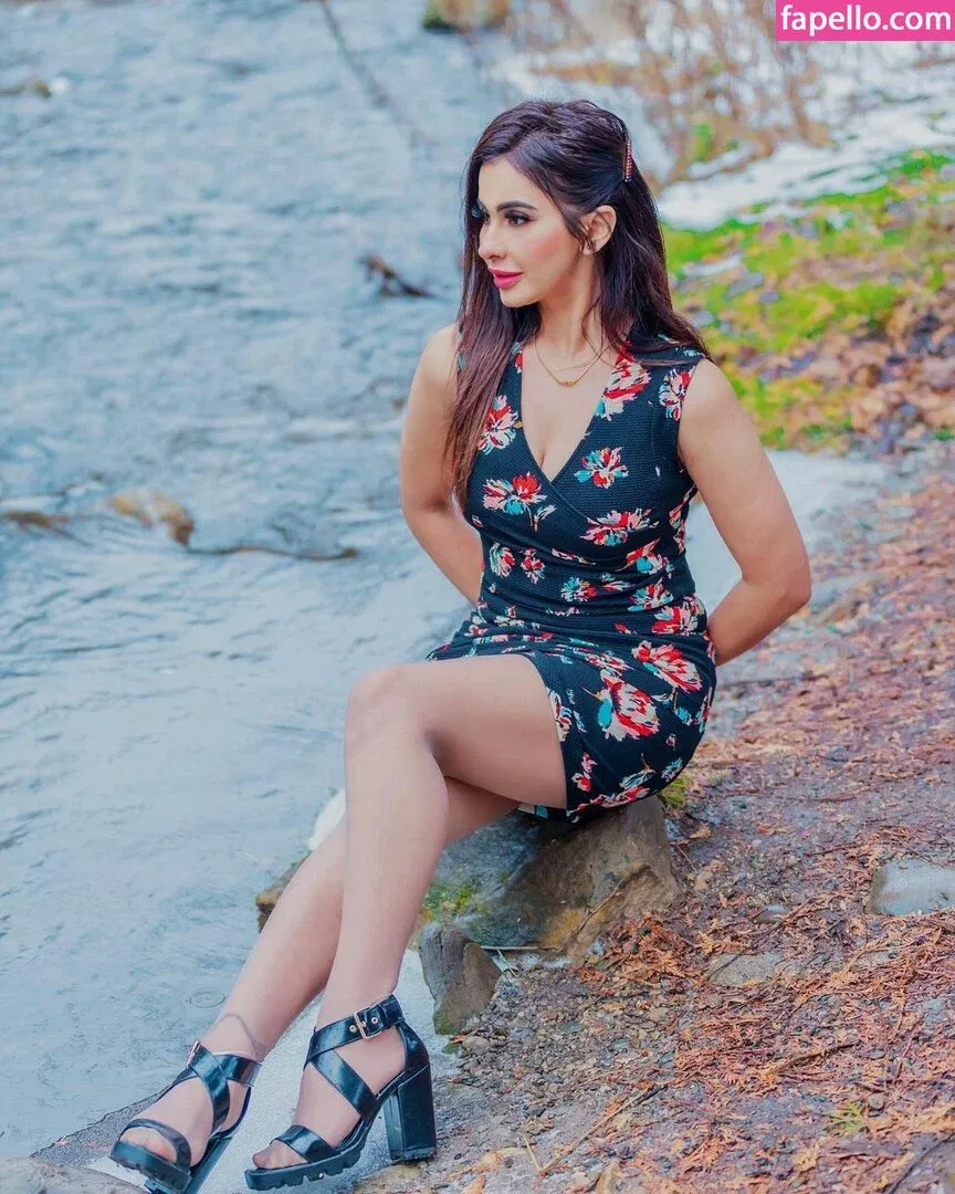 Meetii Kalher Onlyfans Photo Gallery 