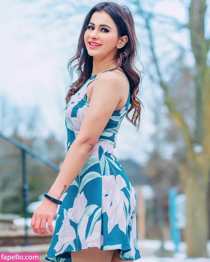 Meetii Kalher Onlyfans Photo Gallery 