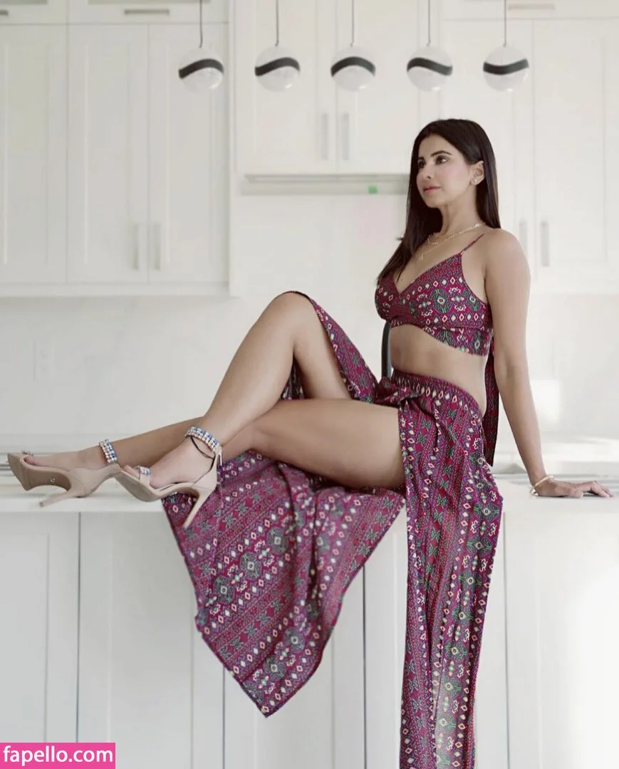 Meetii Kalher Onlyfans Photo Gallery 