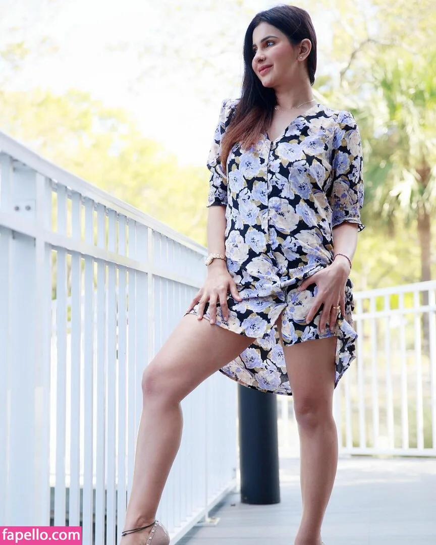 Meetii Kalher Onlyfans Photo Gallery 