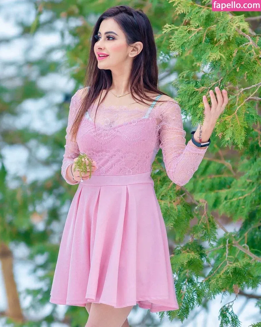 Meetii Kalher Onlyfans Photo Gallery 