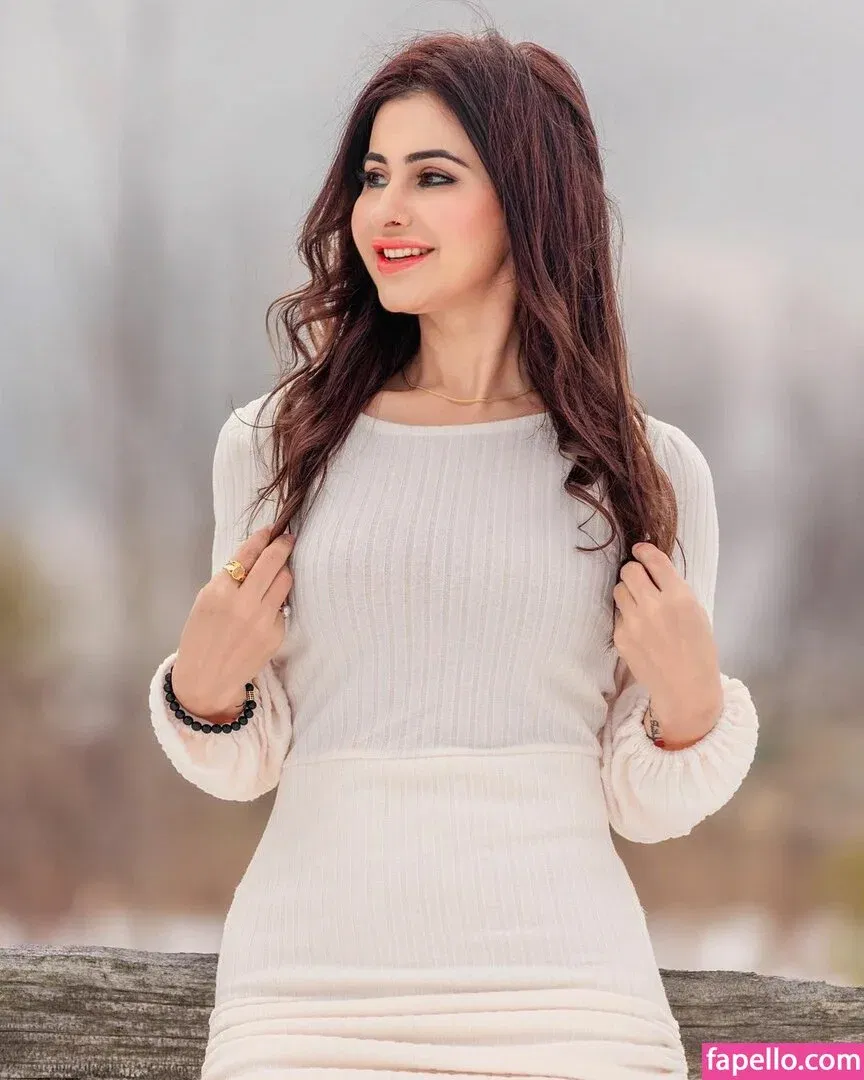 Meetii Kalher Onlyfans Photo Gallery 