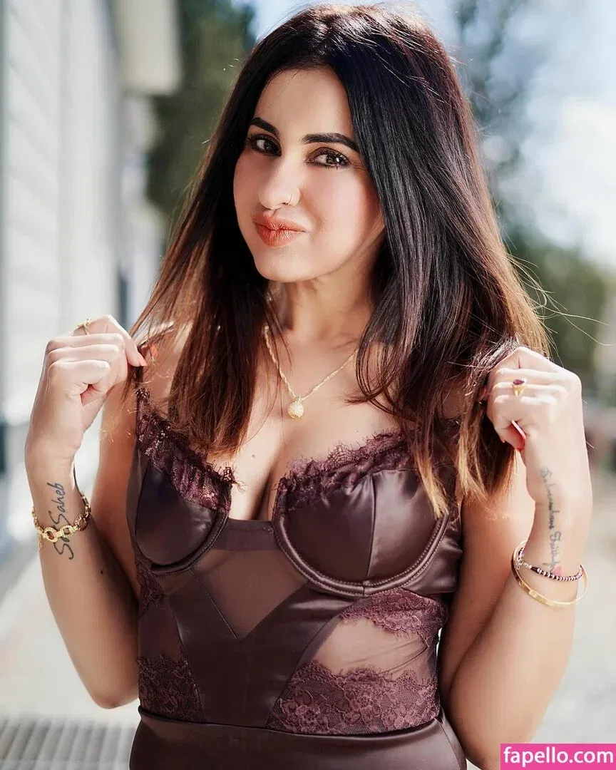 Meetii Kalher Onlyfans Photo Gallery 