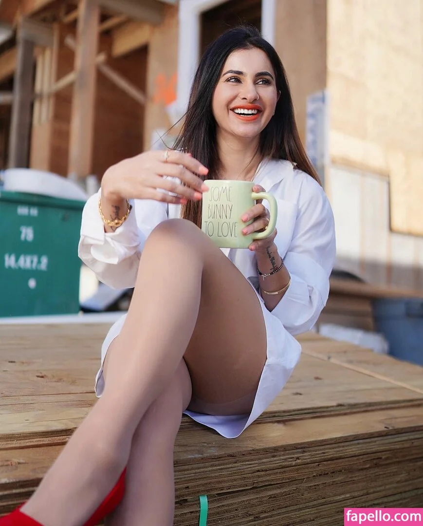 Meetii Kalher Onlyfans Photo Gallery 