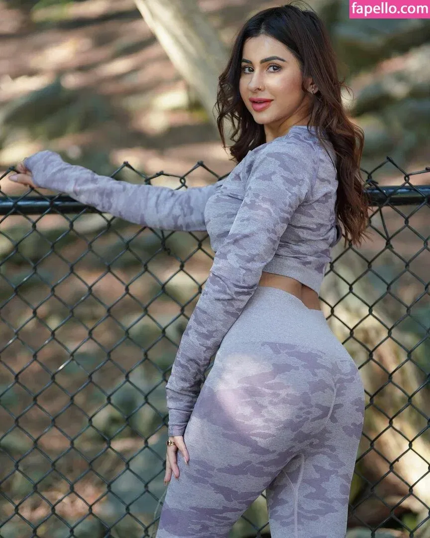 Meetii Kalher Onlyfans Photo Gallery 