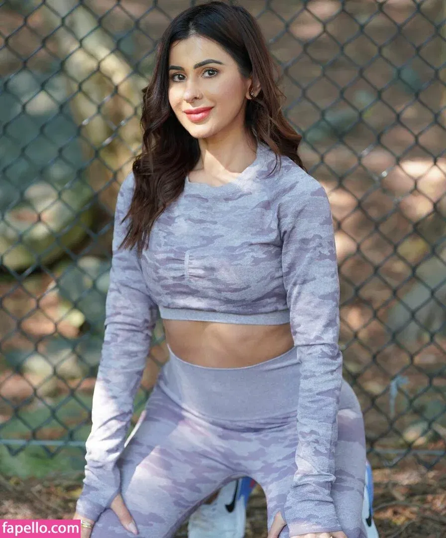 Meetii Kalher Onlyfans Photo Gallery 