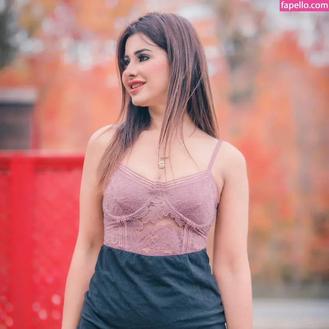 Meetii Kalher Onlyfans Photo Gallery 