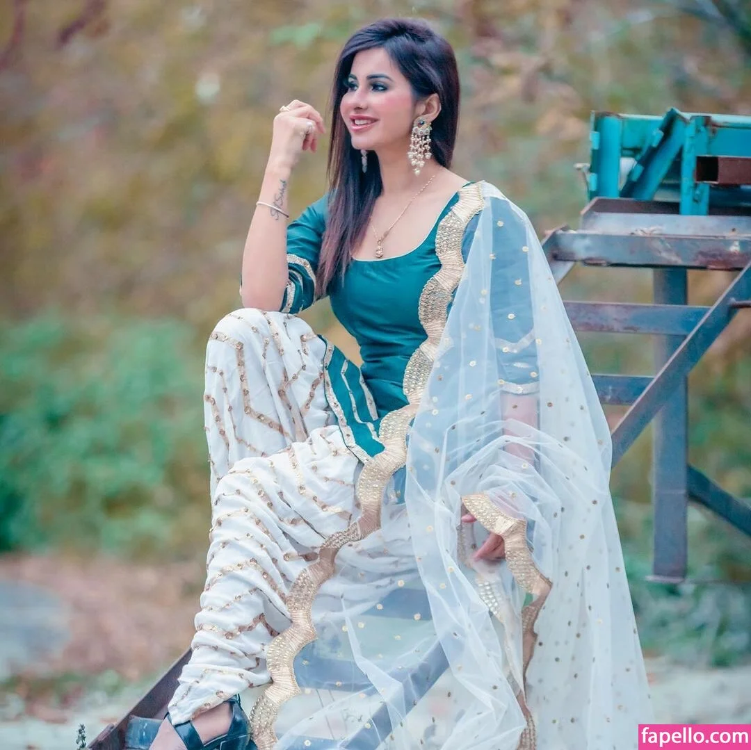 Meetii Kalher Onlyfans Photo Gallery 