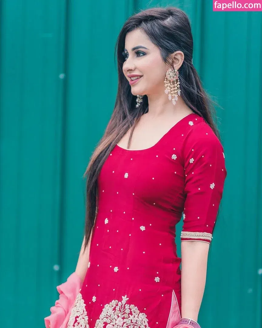 Meetii Kalher Onlyfans Photo Gallery 