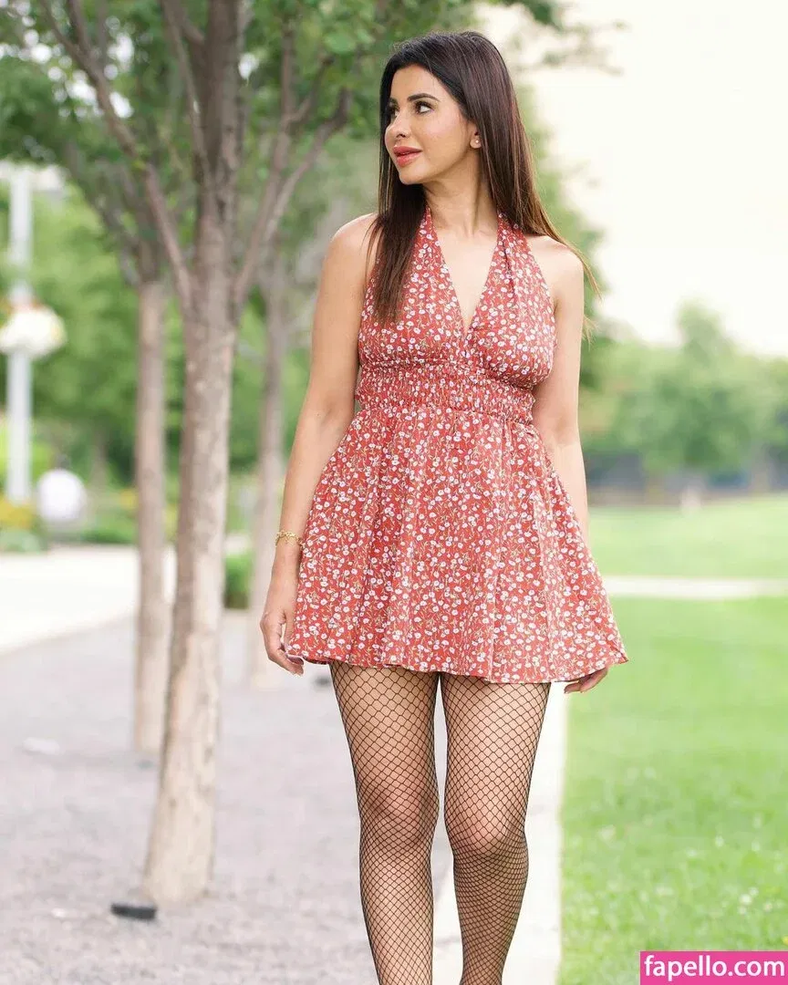 Meetii Kalher Onlyfans Photo Gallery 