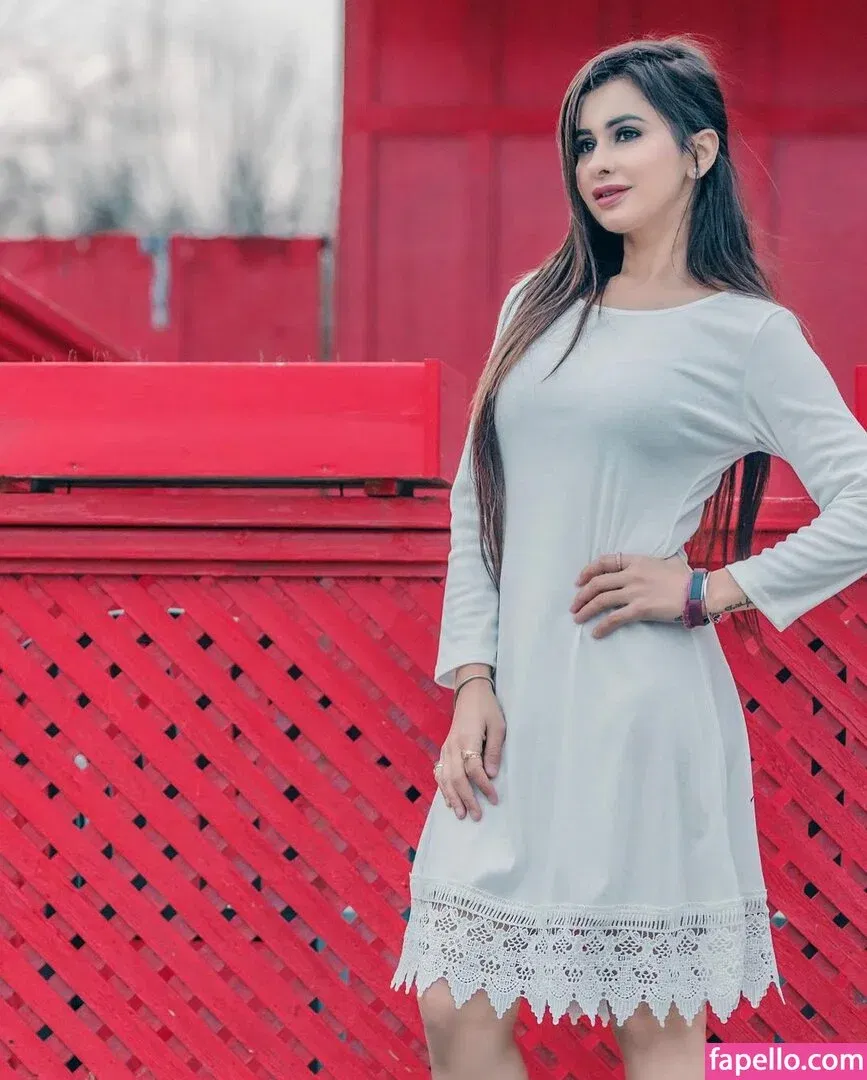 Meetii Kalher Onlyfans Photo Gallery 