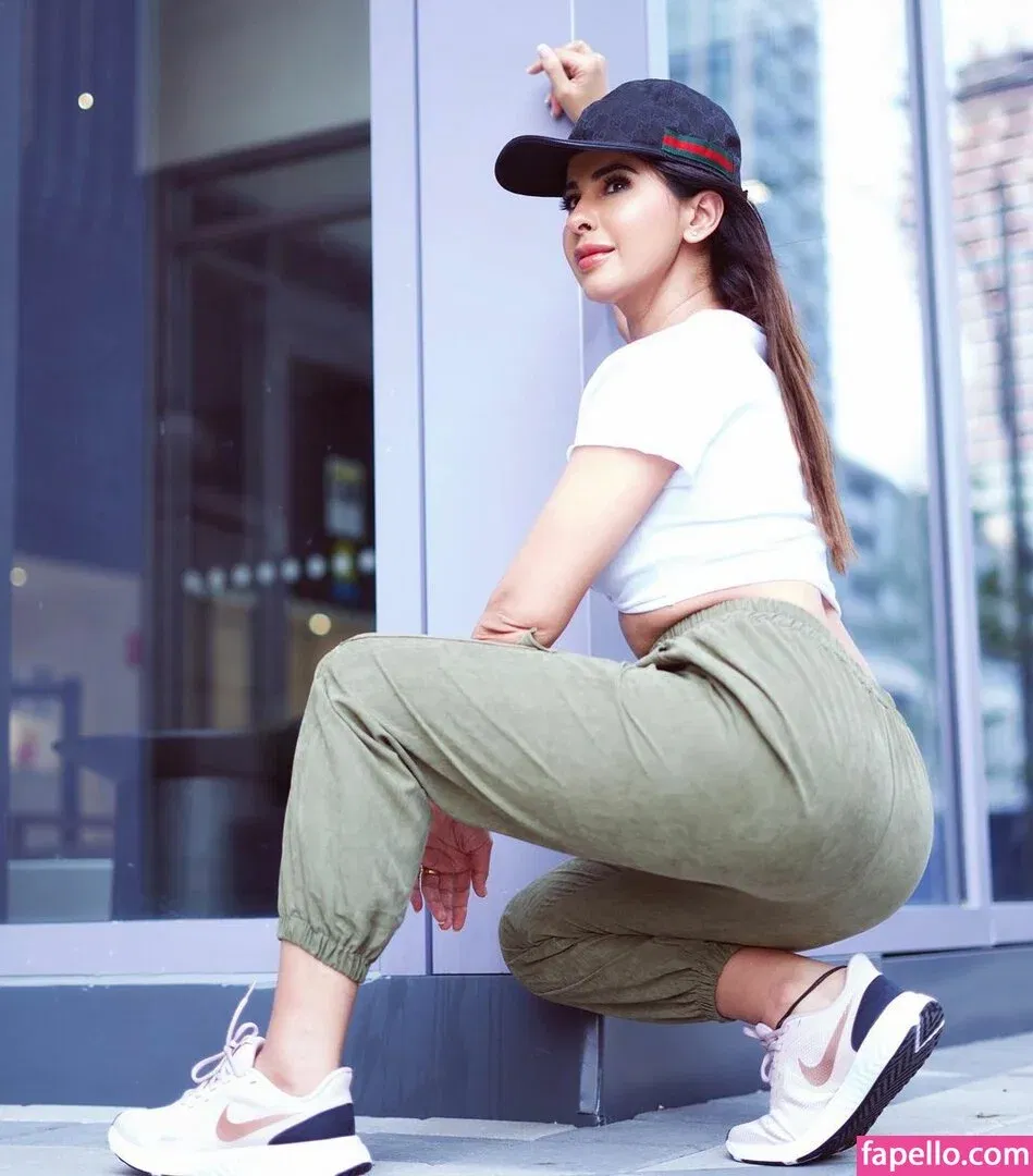 Meetii Kalher Onlyfans Photo Gallery 