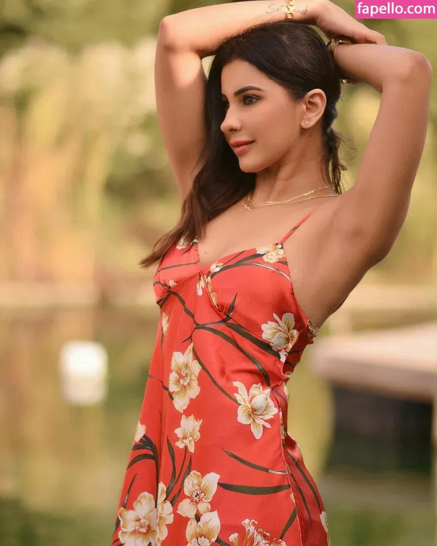 Meetii Kalher Onlyfans Photo Gallery 