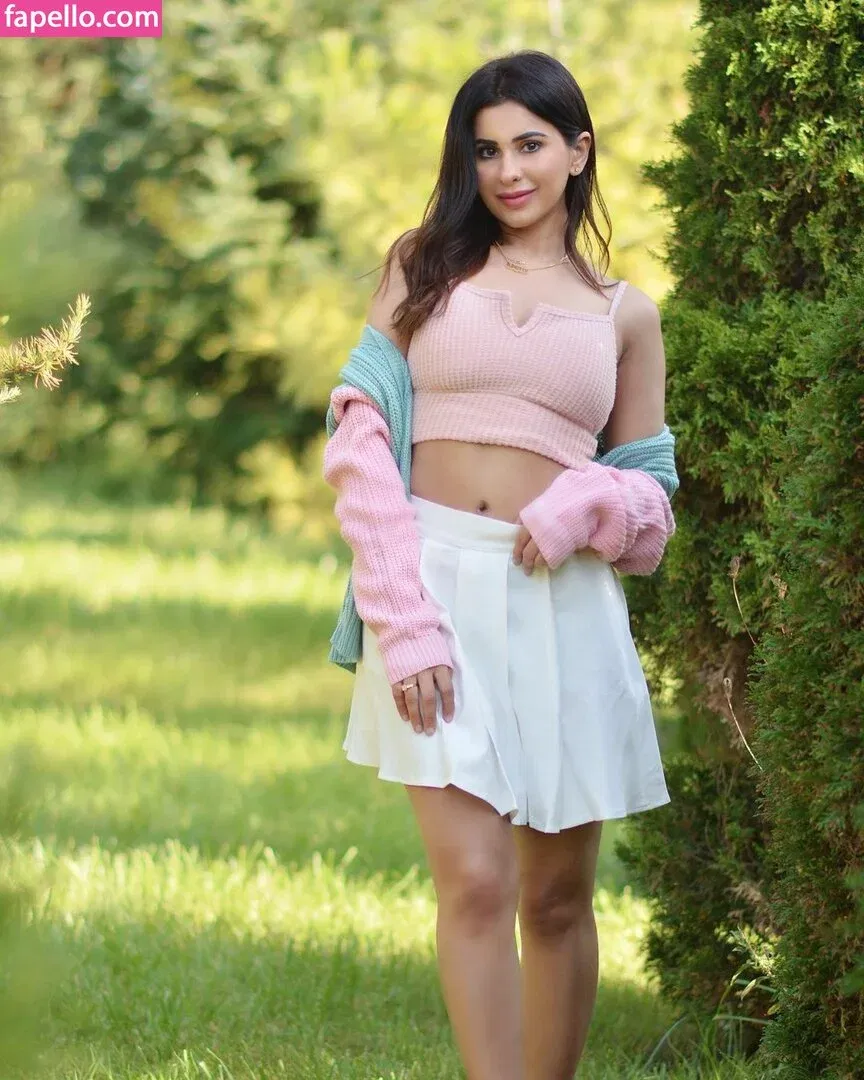 Meetii Kalher Onlyfans Photo Gallery 