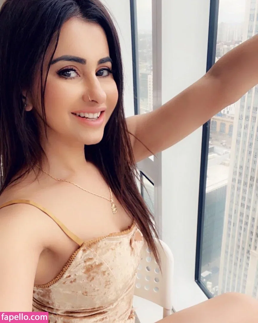 Meetii Kalher Onlyfans Photo Gallery 