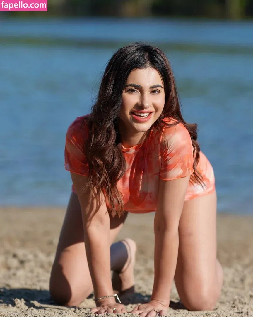 Meetii Kalher Onlyfans Photo Gallery 