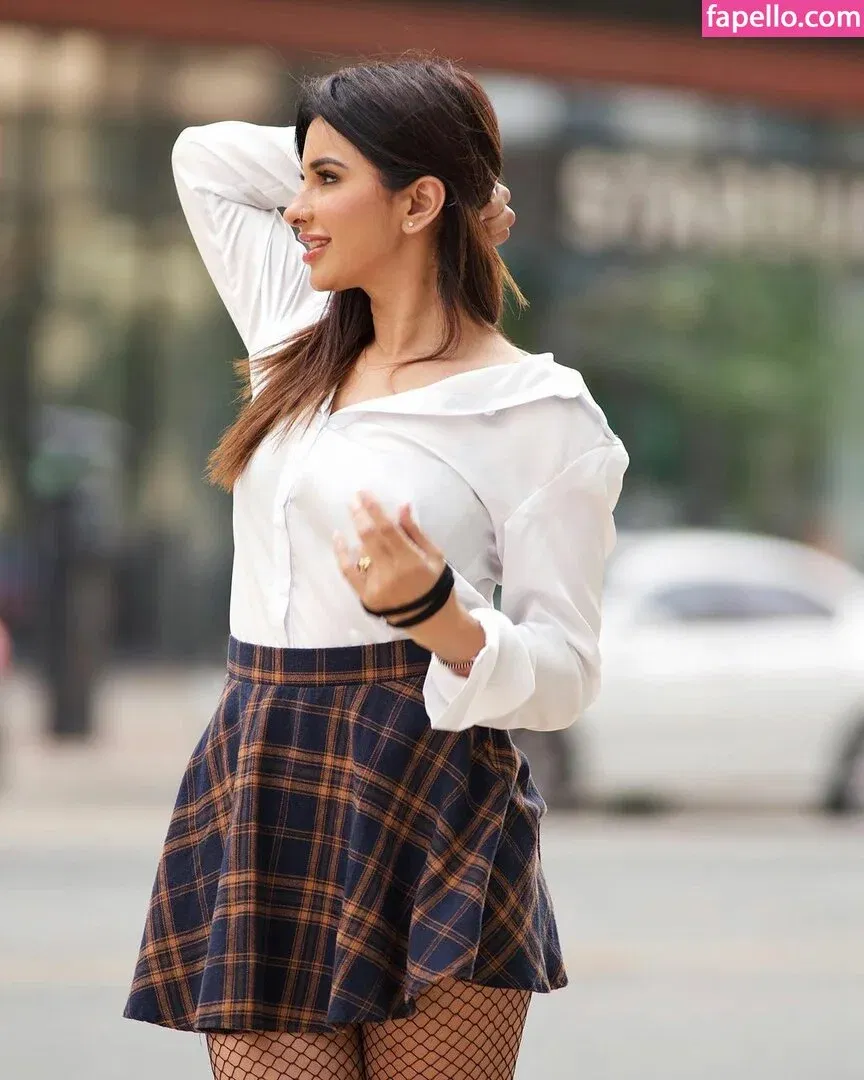 Meetii Kalher Onlyfans Photo Gallery 