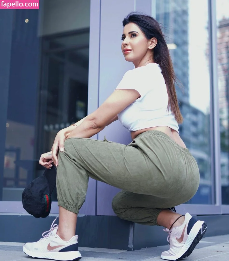 Meetii Kalher Onlyfans Photo Gallery 