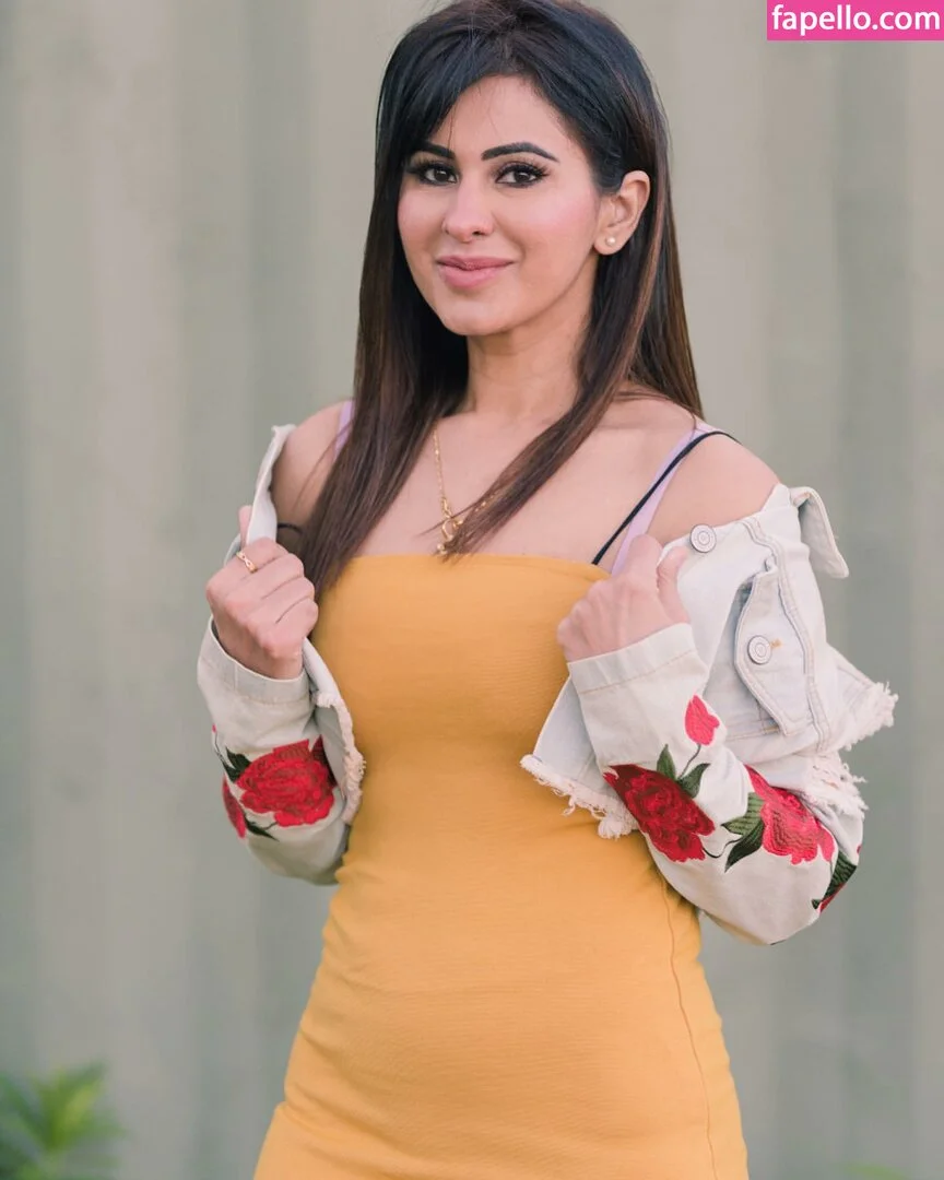 Meetii Kalher Onlyfans Photo Gallery 