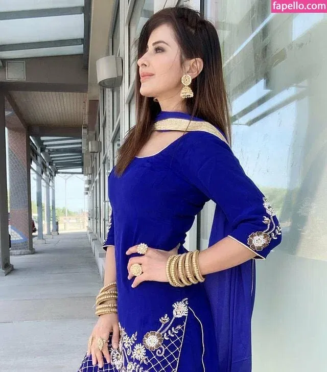 Meetii Kalher Onlyfans Photo Gallery 