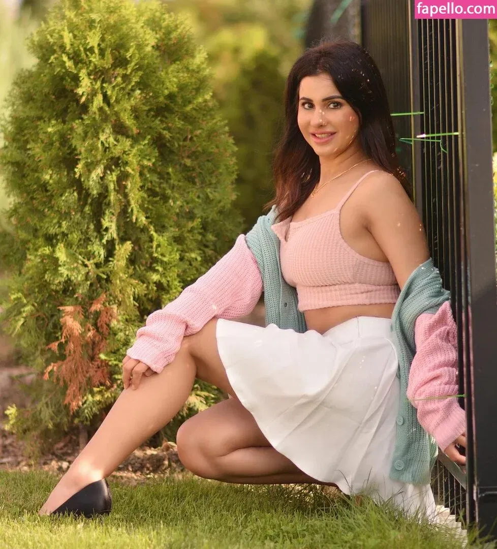 Meetii Kalher Onlyfans Photo Gallery 