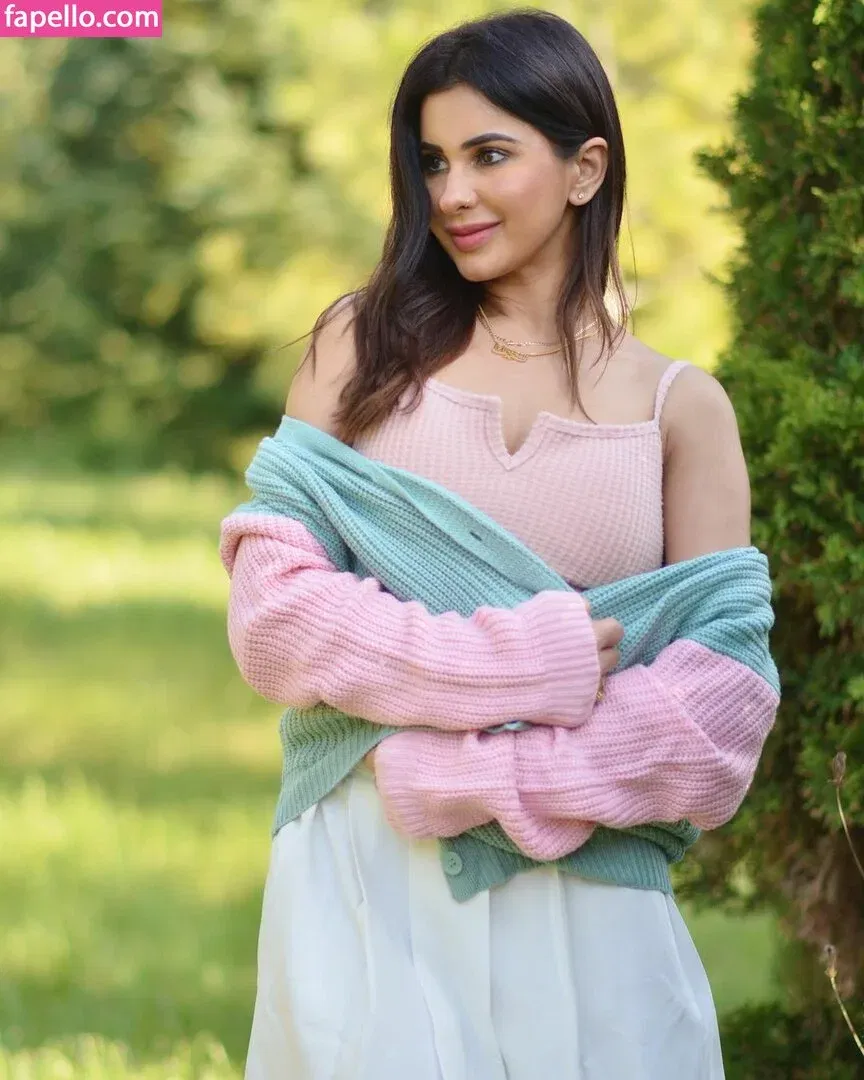 Meetii Kalher Onlyfans Photo Gallery 