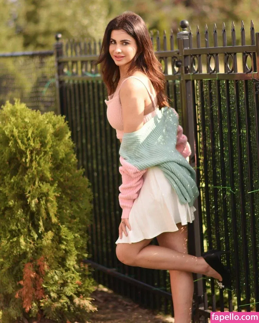 Meetii Kalher Onlyfans Photo Gallery 