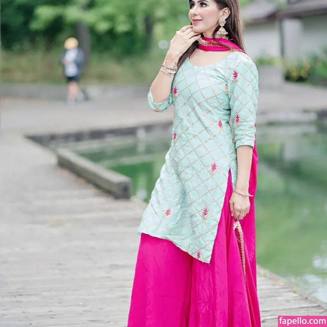 Meetii Kalher Onlyfans Photo Gallery 