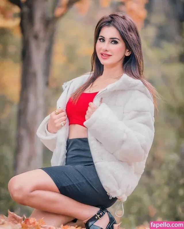 Meetii Kalher Onlyfans Photo Gallery 