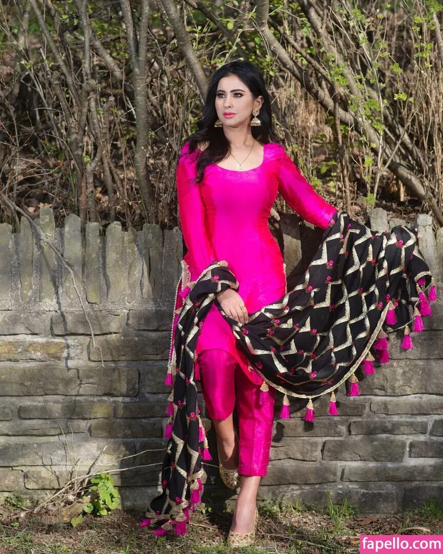 Meetii Kalher Onlyfans Photo Gallery 