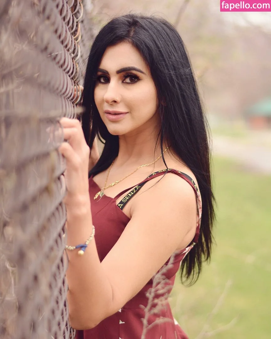 Meetii Kalher Onlyfans Photo Gallery 