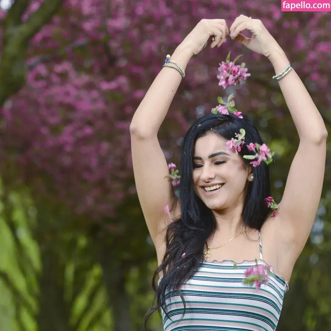 Meetii Kalher Onlyfans Photo Gallery 