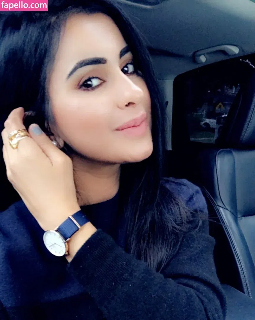 Meetii Kalher Onlyfans Photo Gallery 