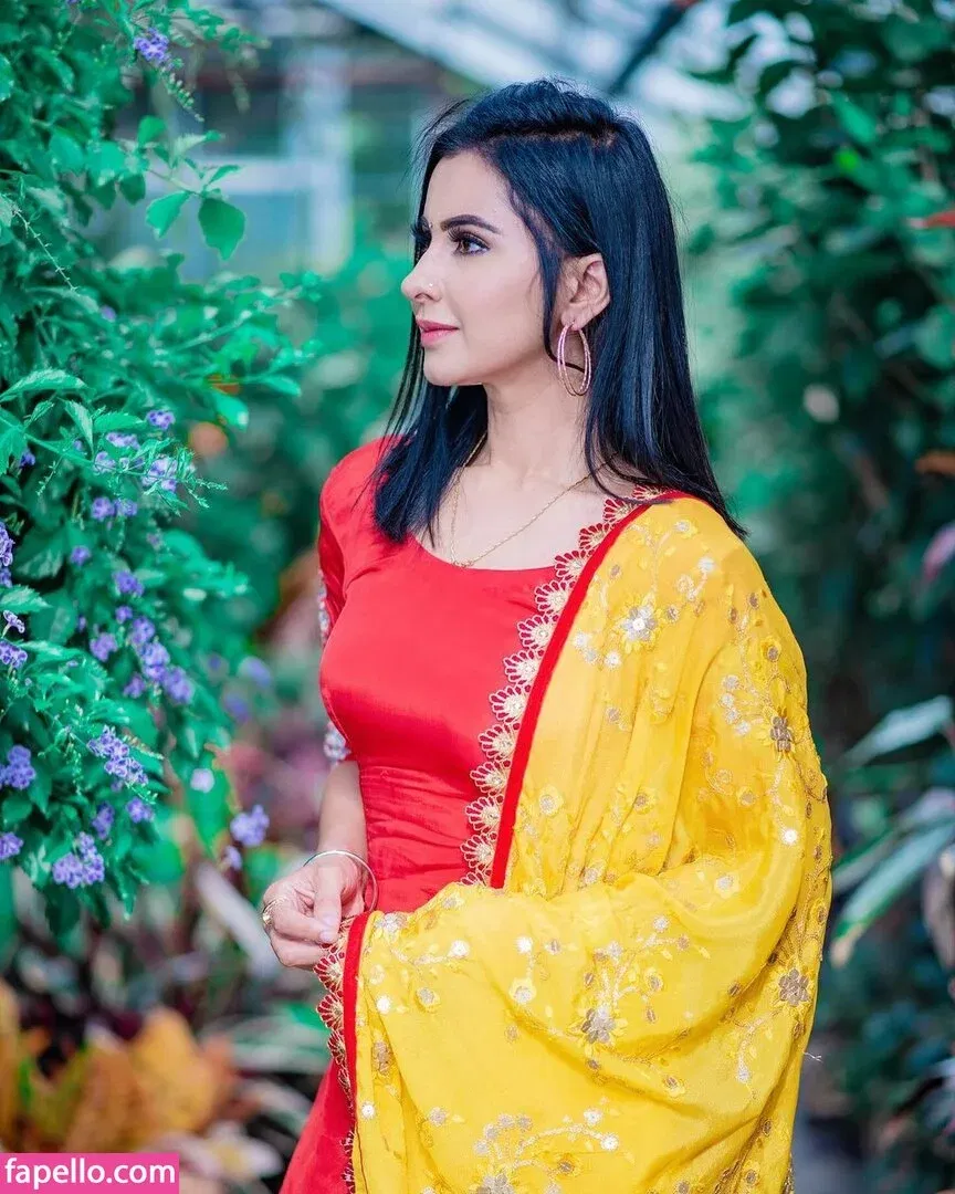 Meetii Kalher Onlyfans Photo Gallery 